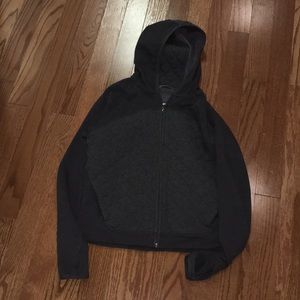 The North Face zip up hoodie w/ thumb holes!